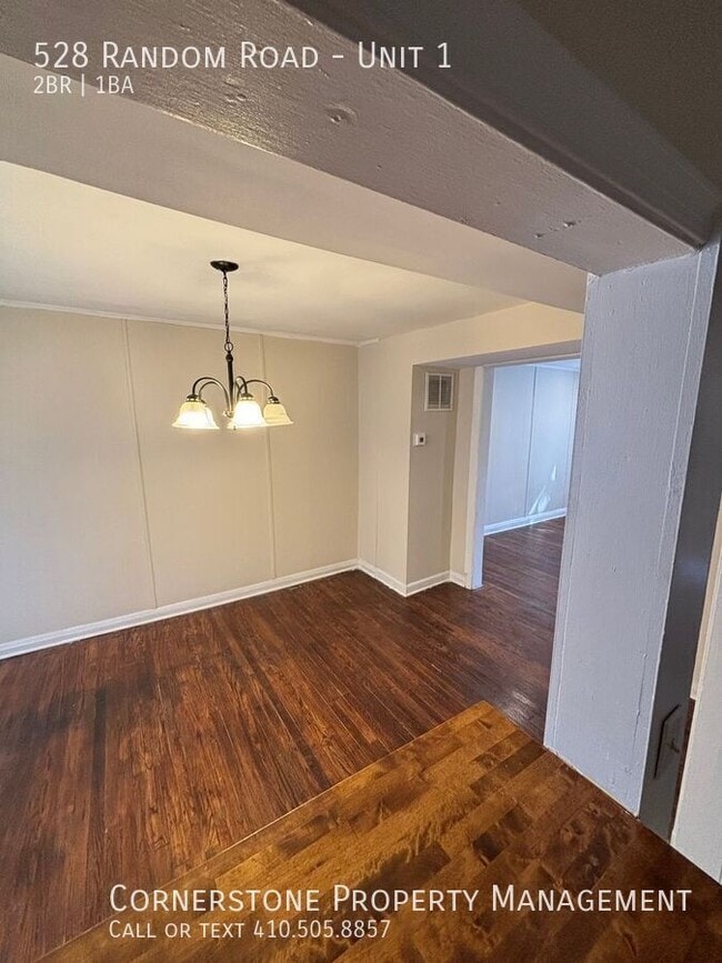Photo - 528 Random Rd Unit 1