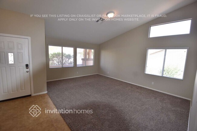 320 Perry Ellis Dr