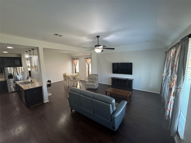 Photo - 5310 Royal Press Dr