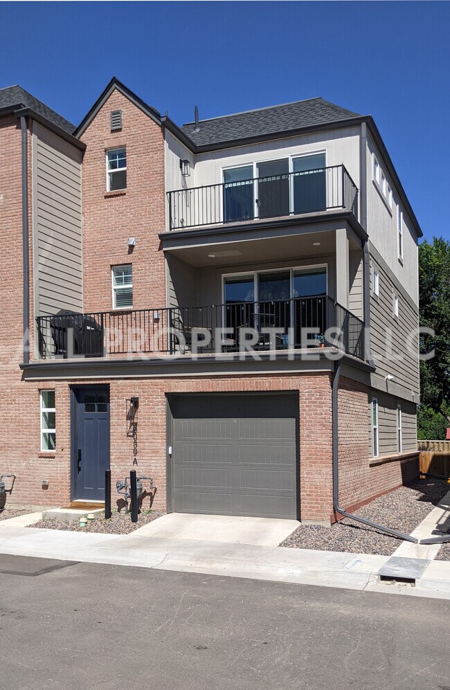 Photo - 8059 W 52nd Dr
