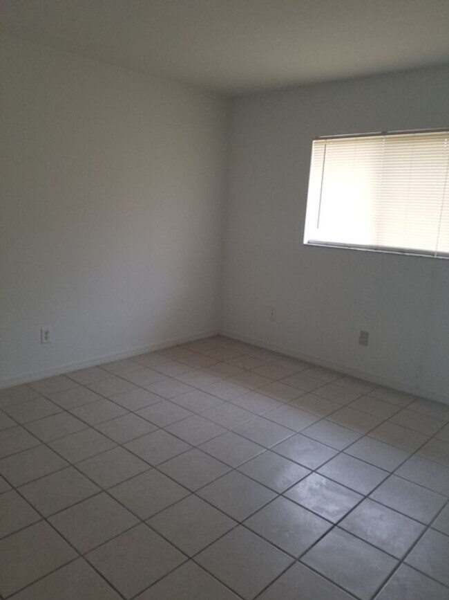 Photo - 2424-2426 Milton Ave. Unit 2426 Milton Ave S