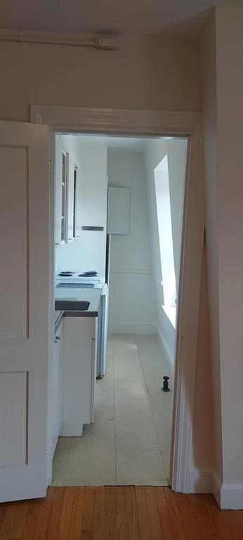 Photo - 322 Broadway Unidad 4