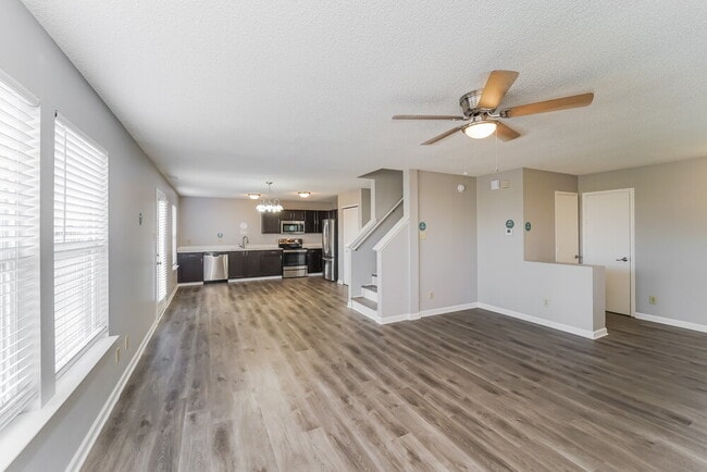 Photo - 150 Declaration Dr