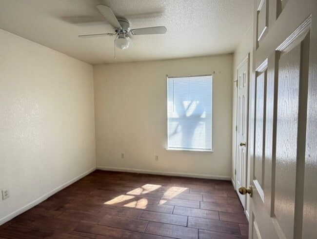 Photo - 3302 Alicante Ct Unit B