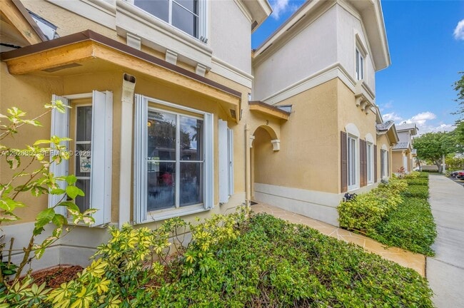 Photo - 8942 W Flagler St Unit 3