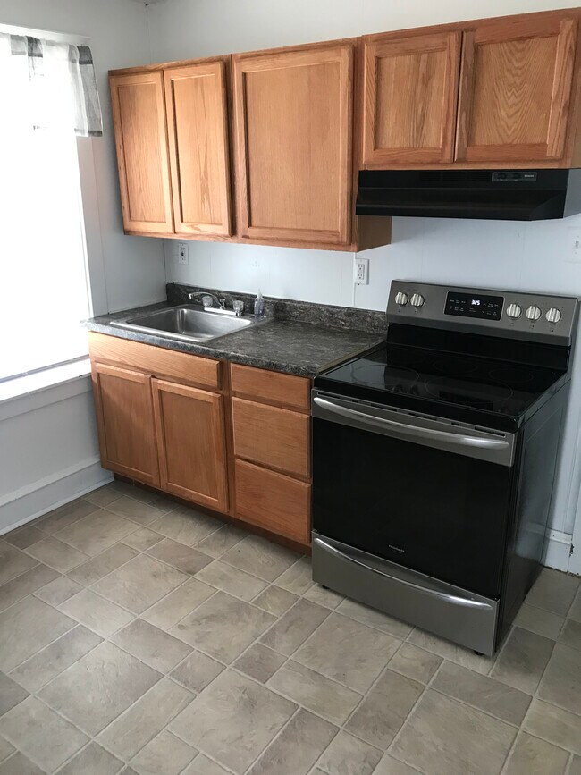 Photo - 1521 Upland St Unit B