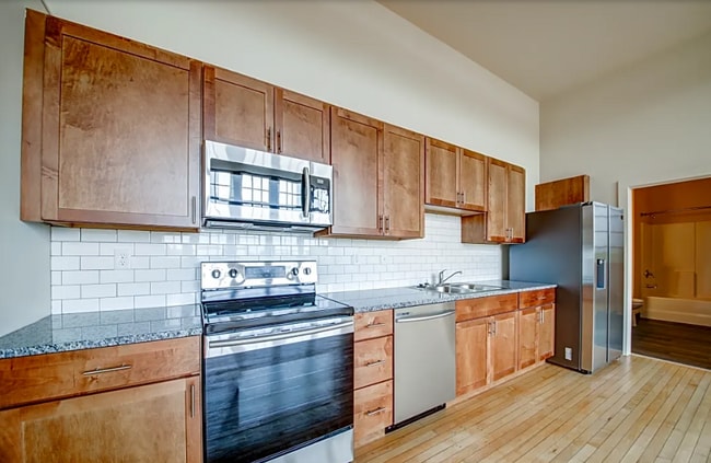 model kitchen - Lyon Apartments