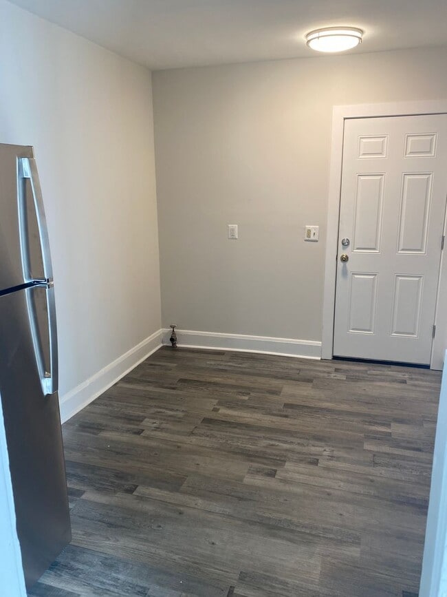 22 Bloomsbury Ave Unit B22B