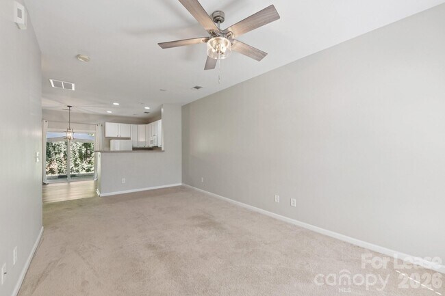 124 Clydesdale Ct