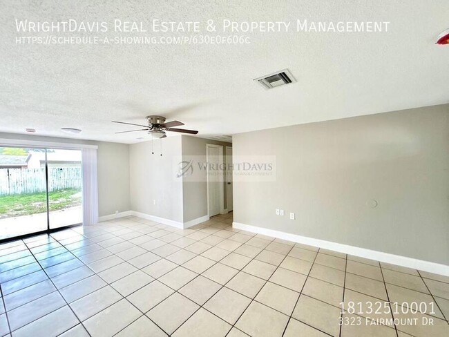 Photo - 3323 Fairmount Dr