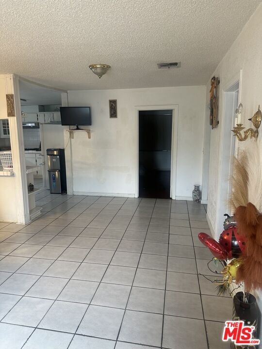 Photo - 9900 Laurel Canyon Blvd