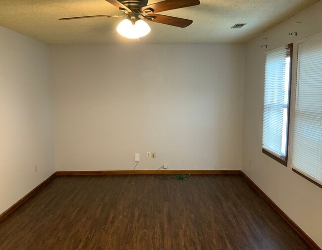Photo - 1437-1437 Ash Ct Unidad 1435