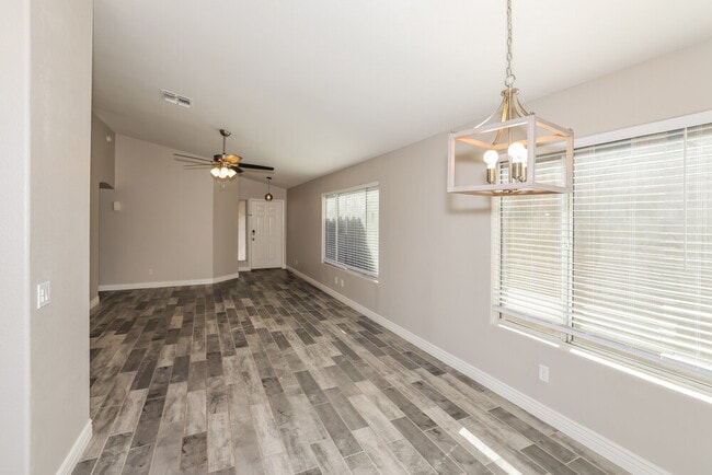 Photo - 3916 E Morrow Dr
