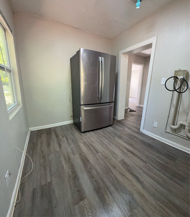 Photo - 2603 Beaverbrook Pl House