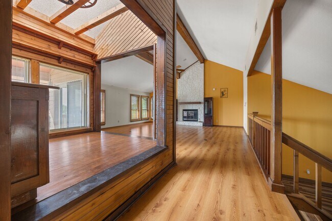 Photo - 6007 Ivy Hills Dr