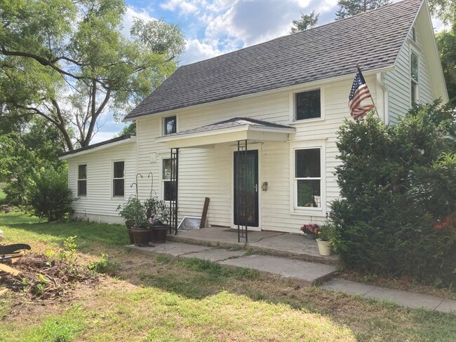 200 Railroad Cir