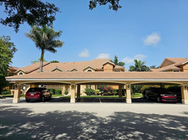 Photo - Available now - Furnished 3BR/2BA second f... House