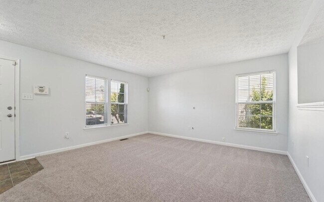 Photo - 11 Gemstone Ct