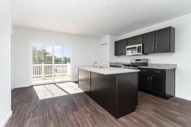 Photo - 8 Kenzie Way