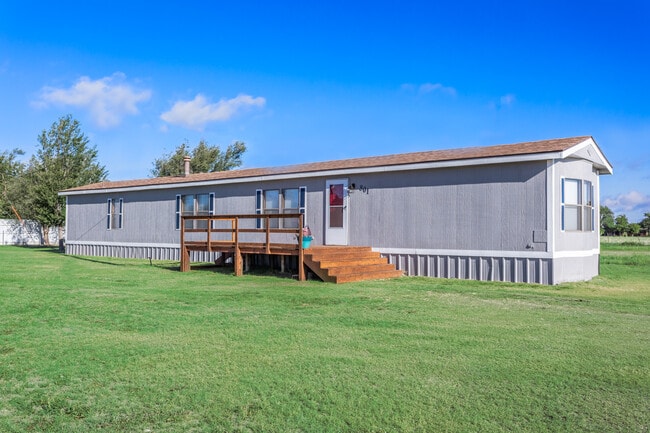 Building Photo - 800 N Hale Ave Rental