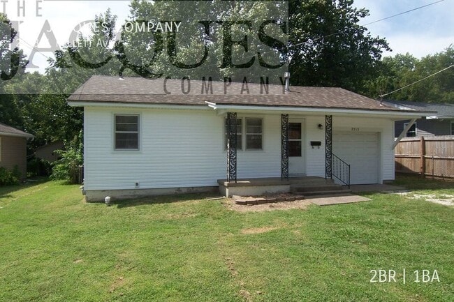 Photo - 2513 N Kellett Ave House