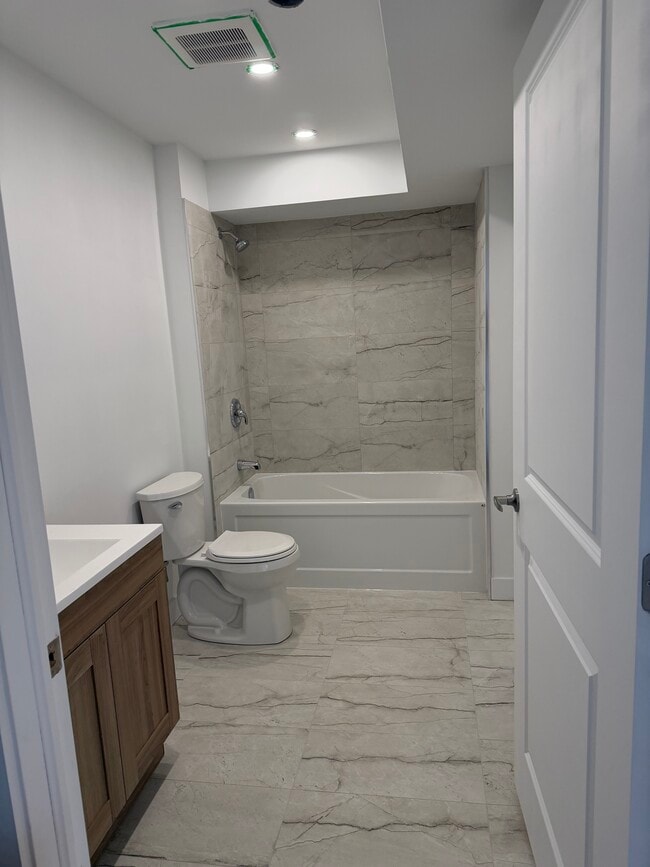 Building Photo - 177 Brunello Blvd Unit Basement studio apartment