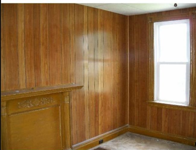 744 Large Ave