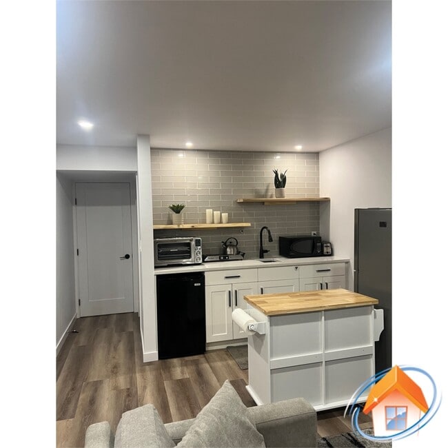 Photo - 345B Evergreen Dr