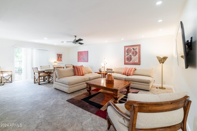 Photo - 8129 E Del Laton Dr