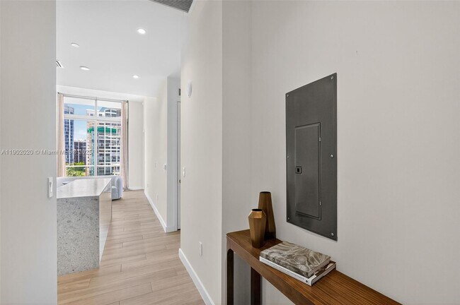 Photo - 2655 S Bayshore Dr Unit 705