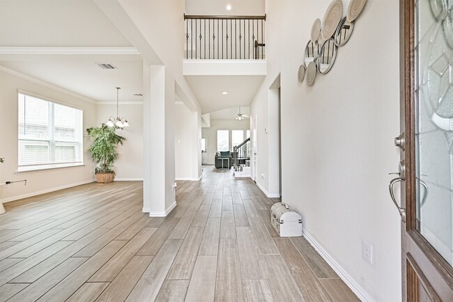 Photo - 23213 Zinfandel Dr