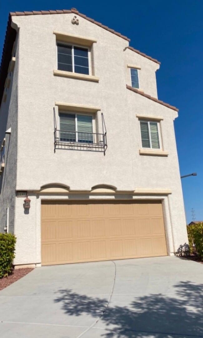 Building Photo - 11372 Colinward Ave