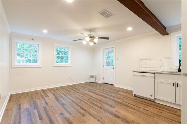 Photo - 4932 Rock Haven Dr SW