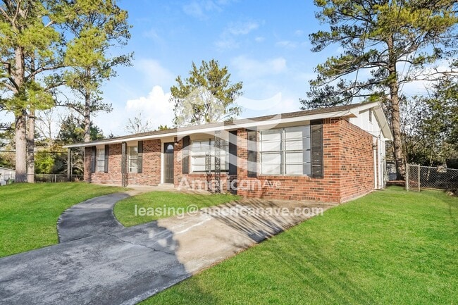 Photo - 5905 Luna Dr