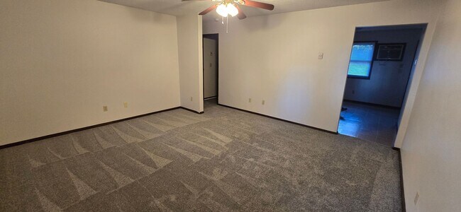 Photo - 7801 N Tanglewood Ln Unit 7801 N Tanglewood Ln - A