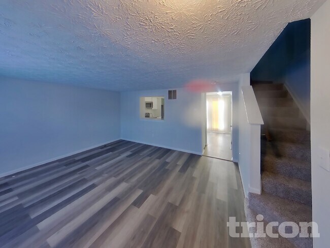 Photo - 35 Greenleaf Rd