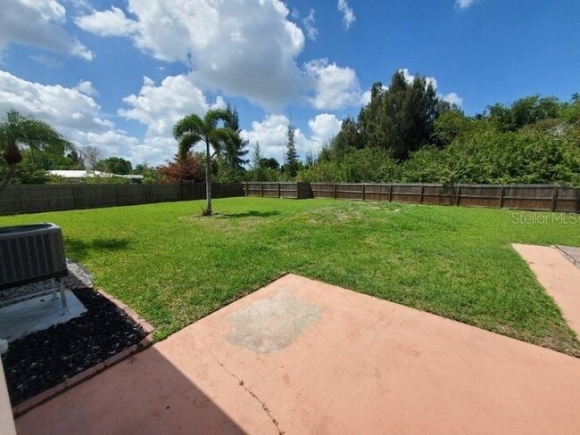 Photo - 219 Darst Ave