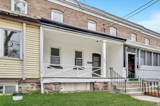 Photo - 21 Adella Ave