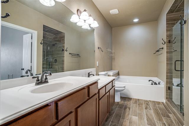 Photo - 858 Llano Dr