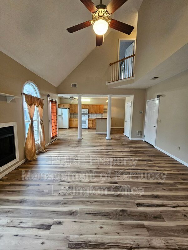 Photo - 3169 Roundway Down Ln