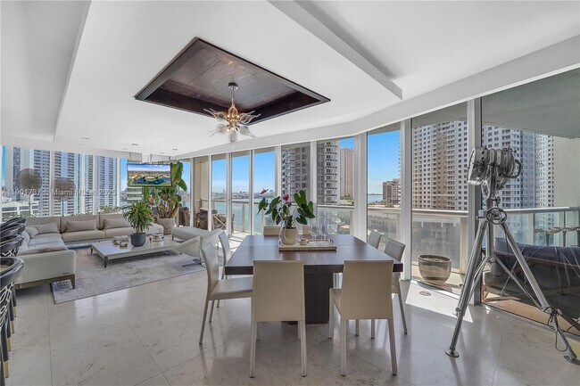 Photo - 465 Brickell Ave Unit 1001