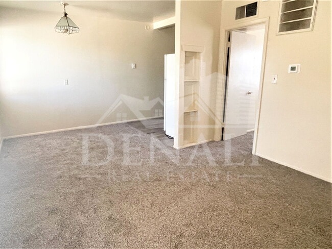 1211 W Apache Trail Unidad L