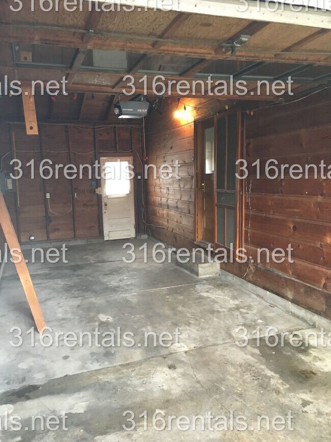 Photo - 704 N High St Unit 704