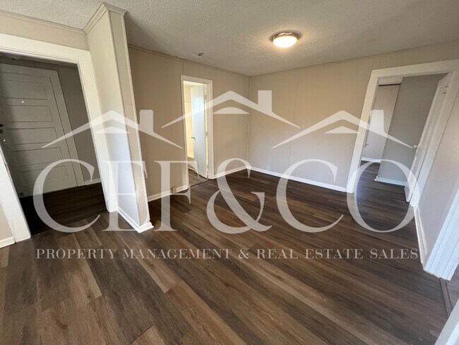 Photo - 685 Rainbow Lake Rd