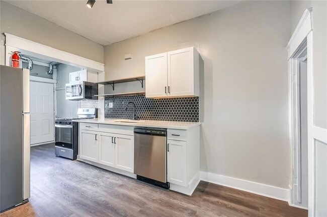 Photo - 1445 Lucile Ave SW Unit 1