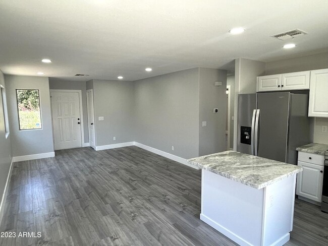 Photo - 1731 E Jeanne Ln