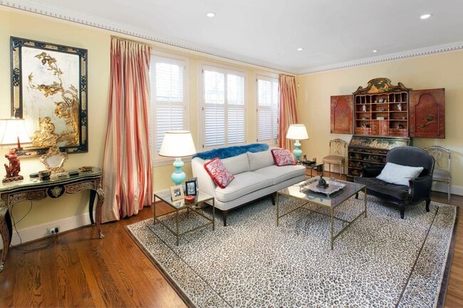 Photo - 1250 Jones St Unit 203