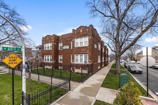 Photo - 6455 S Fairfield Ave 2714-24 W 65th Chicago, IL 60629