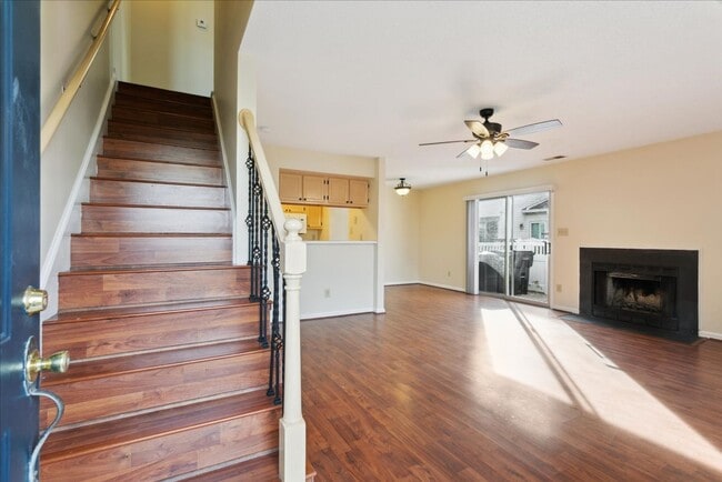 Photo - 27 F Tamarisk Quay