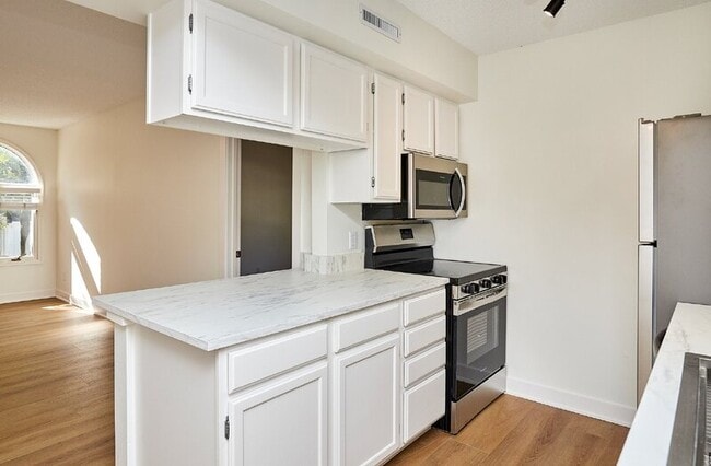 Photo - 5221 Boulder Dr Unit 5